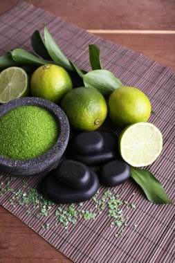 Spa natürmort bambu hasır üzerinde