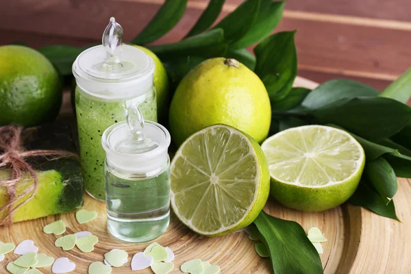 Spa composition with lime — Stock Photo, Image