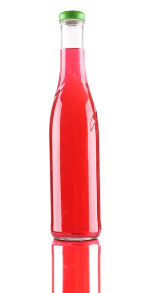 Bebida alcohólica colorida en botella de vidrio aislada en blanco —  Fotos de Stock