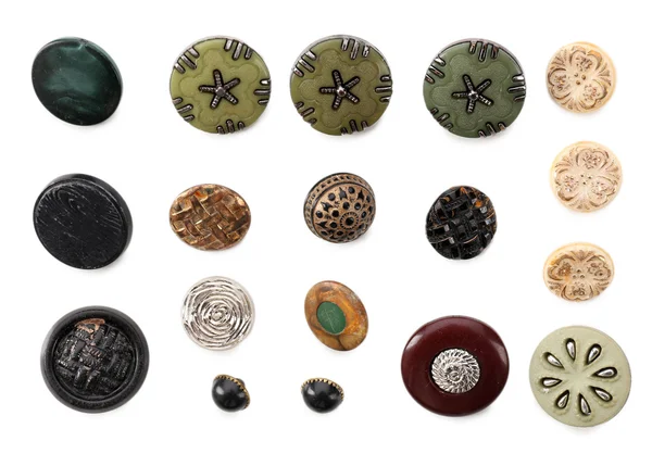 Varios botones de costura aislados en blanco —  Fotos de Stock