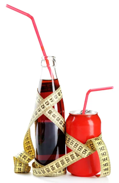 Fles en kan van dieet cocktail met stro en centimeter geïsoleerd op wit — Stockfoto