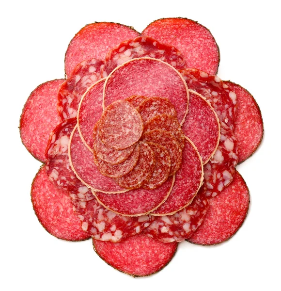 Tranches de salami isolées sur blanc — Photo