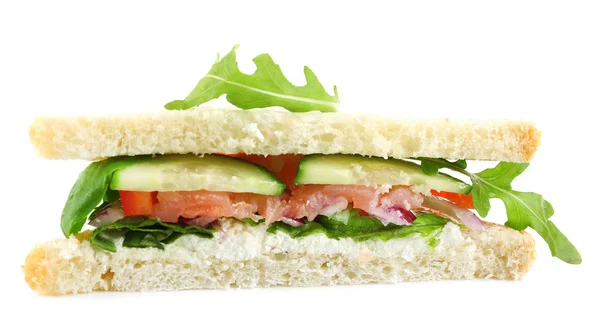 Sándwich de club con salmón y verduras aisladas en blanco — Foto de Stock