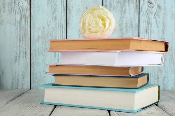 Books with flower — Stock Photo, Image