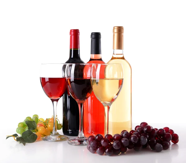 Diferente vino aislado en blanco —  Fotos de Stock