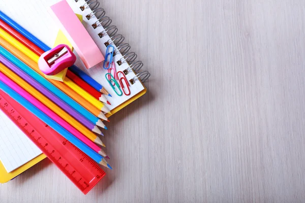 School supplies on desk, close-up — Stock Photo, Image