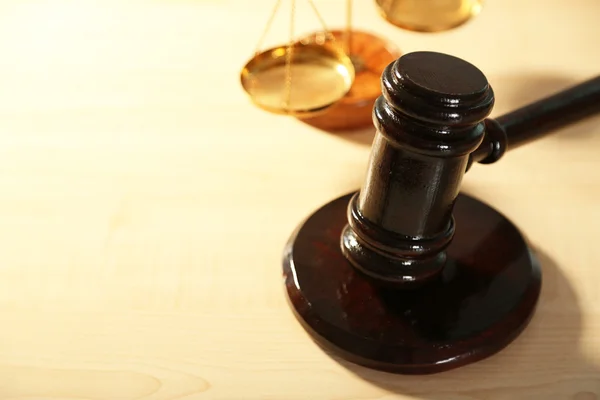 Wooden judges gavel on wooden table, close up — Stock Photo, Image