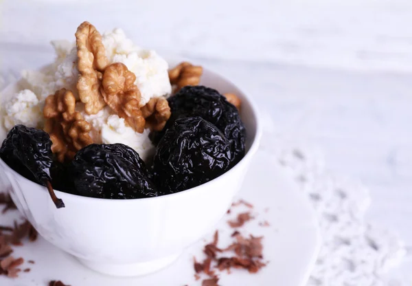 Dessert with prunes and nuts — Stock Photo, Image