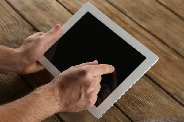 Hands holding tablet PC — Stock Photo, Image