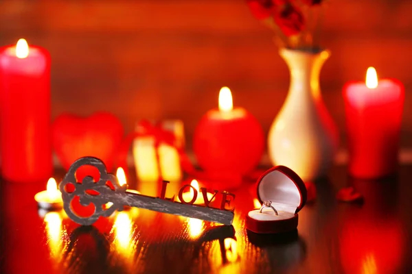 Kaarsen voor dag van de Valentijnskaart — Stockfoto