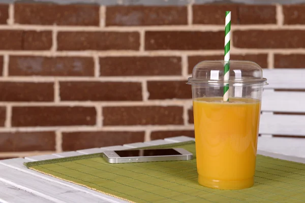 Orange juice in fast food — Stock Photo, Image