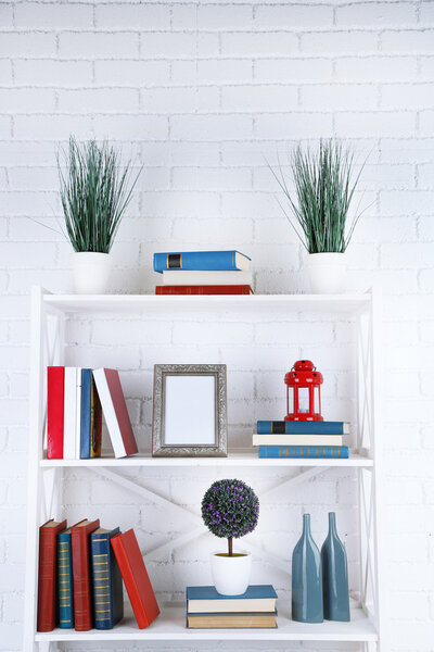 Bookshelves with decorative objects
