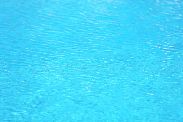 Yüzme havuzunda mavi su — Stok fotoğraf