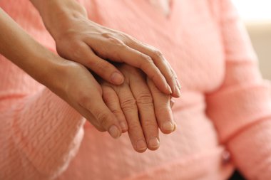 Yaşlı ve genç elele, portre