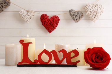 Mumlar, aşk kavramı ile romantik hediye