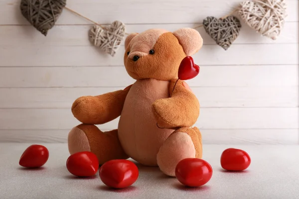 Teddybär mit Herz, Liebeskonzept — Stockfoto