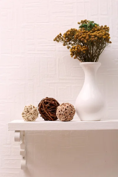 Still life of dried flowers on white wall background — Stock Photo, Image