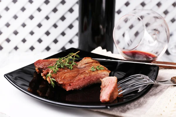 Steak with herbs — Stock Photo, Image