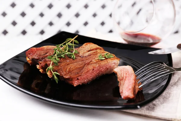 Steak with herbs — Stock Photo, Image