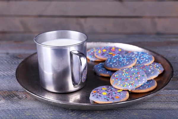 Cookies with mug of milk — Stock Photo, Image