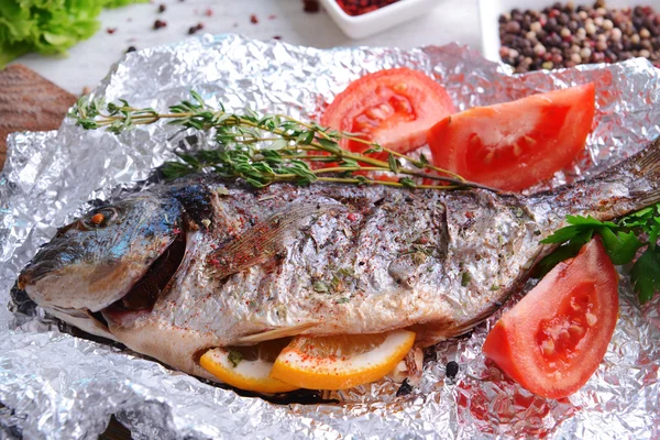 Sabroso pescado al horno — Foto de Stock