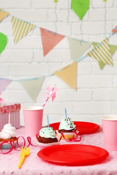 Prepared birthday table for children party — Stock Photo, Image