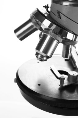 Mikroskop yakın çekim, izole üzerinde beyaz