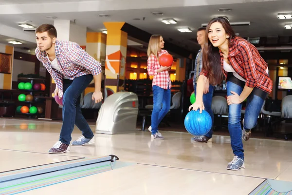 Arkadaşlar bowling Club — Stok fotoğraf