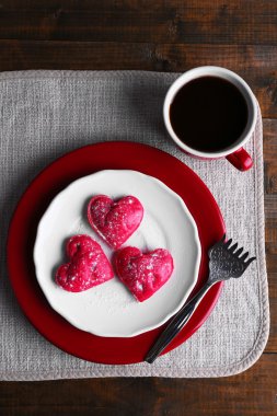 Kalp şeklinde kurabiye