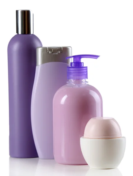 Cosmetische flessen geïsoleerd op witte achtergrond — Stockfoto
