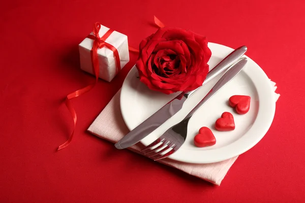 バレンタインデーのお祝いテーブルの設定 — ストック写真
