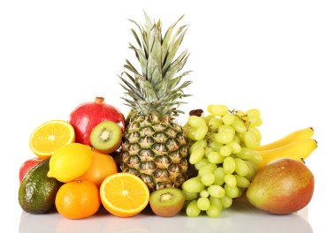 Beyaza izole edilmiş egzotik meyve çeşitleri