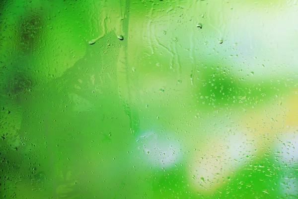 Glas med naturligt vattendroppar — Stockfoto