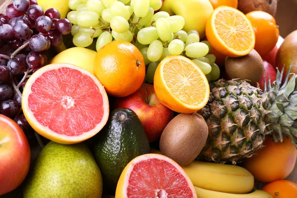 Assortiment van exotische vruchten close-up — Stockfoto
