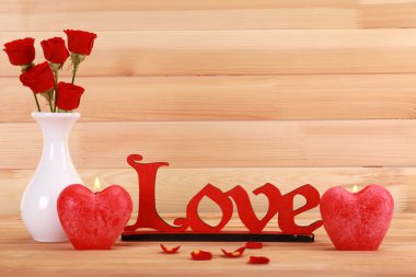 Romantik hediye mum ile