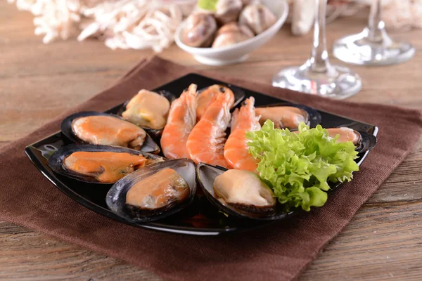 Tasty seafood on plate — Stock Photo, Image