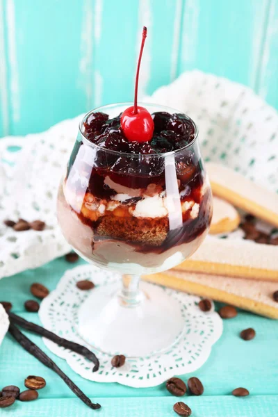 Lekkere tiramisu dessert — Stockfoto