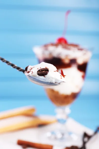 Tasty tiramisu dessert — Stock Photo, Image