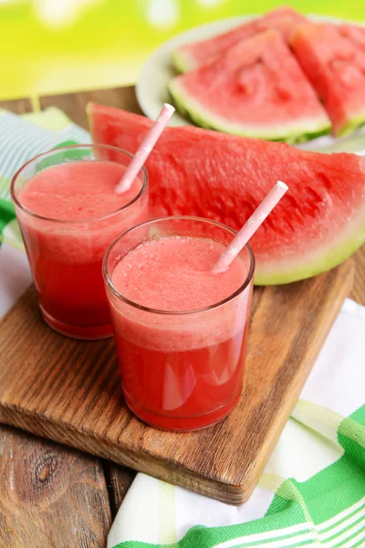 Juicy watermelon on table close-up — Stock Photo, Image