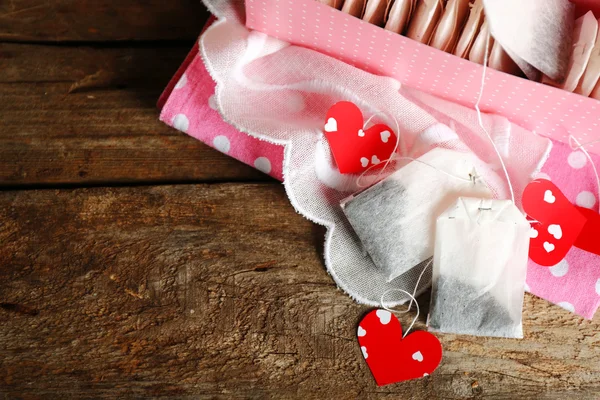 Heart shaped teabag tags — Stock Photo, Image