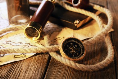 Deniz natürmort spyglass