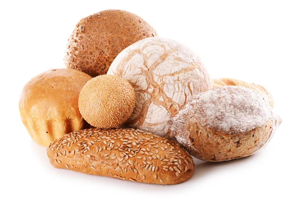 Pão diferente isolado em branco — Fotografia de Stock