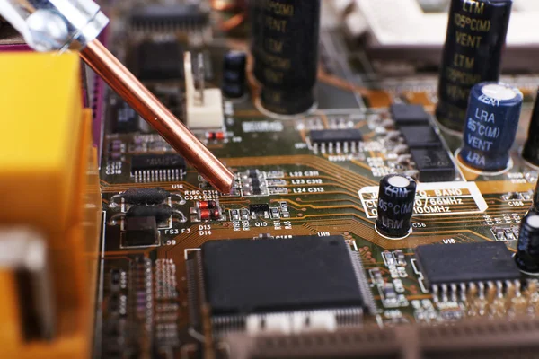 Bilgisayarın Anakartı, makro görünümü onarma