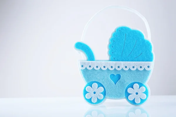 Mavi küçük çocuk arabası — Stok fotoğraf