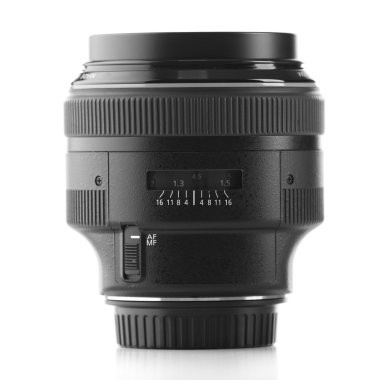 Beyaz izole kameranın lens