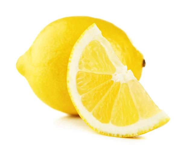 Saftige Zitrone isoliert auf weiß — Stockfoto