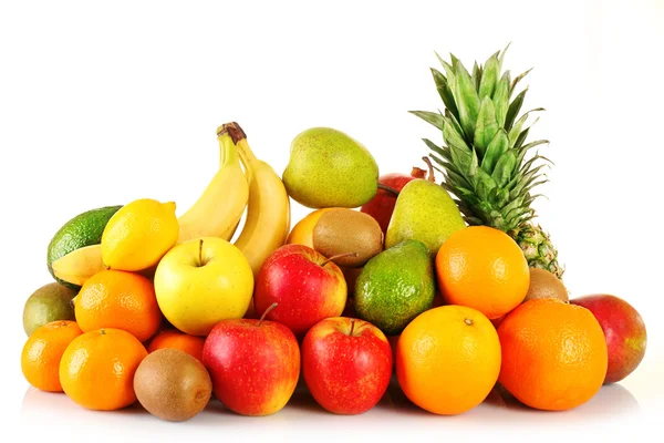 Surtido de frutas exóticas aisladas en blanco —  Fotos de Stock