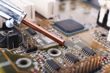 Bilgisayarın Anakartı, makro görünümü onarma