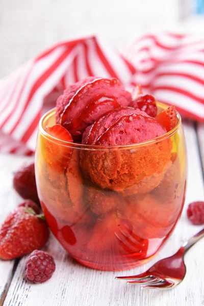 Delicious ice cream on table close-up — Stock Photo, Image