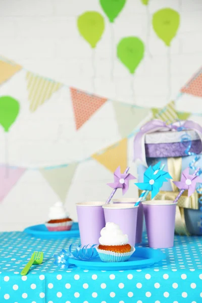 Prepared birthday table for children party — Stock Photo, Image